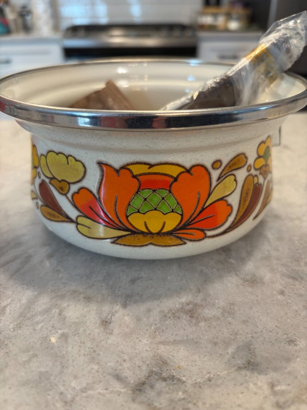 Vintage Country Flowers 1 Quart Open Saucepan #3001 NEW OLD STOCK Sanko Ware